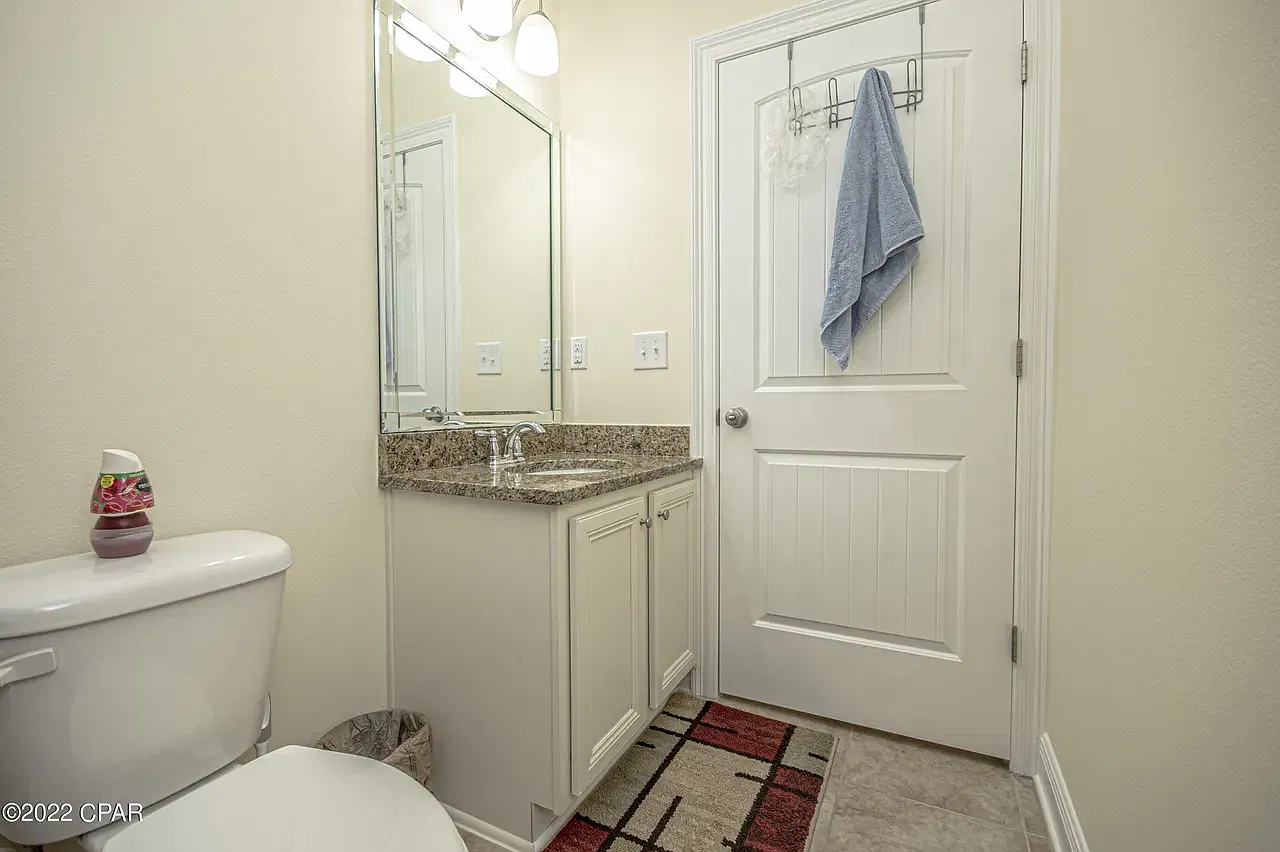 5 bed, 3029 sqft, $3,100 — Photo 1