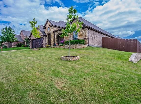2nd image of 117 Troon Dr