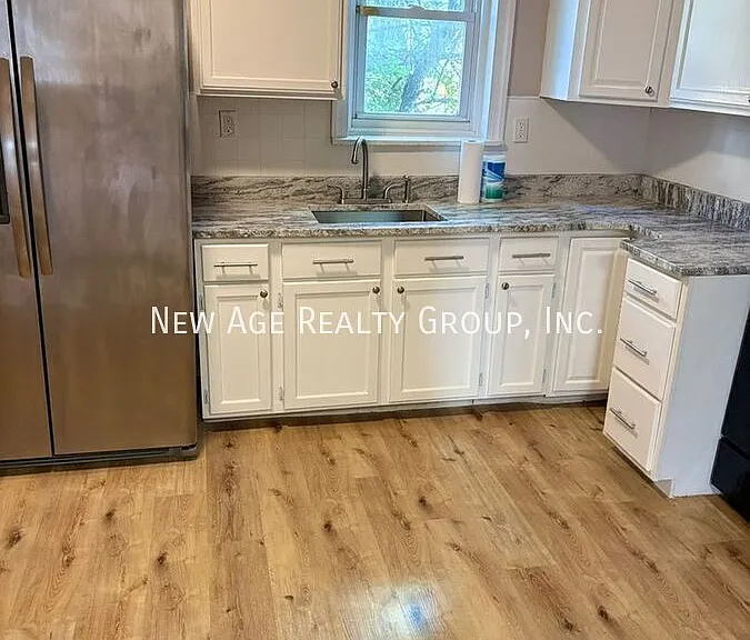 3203 Winter St — Photo 1