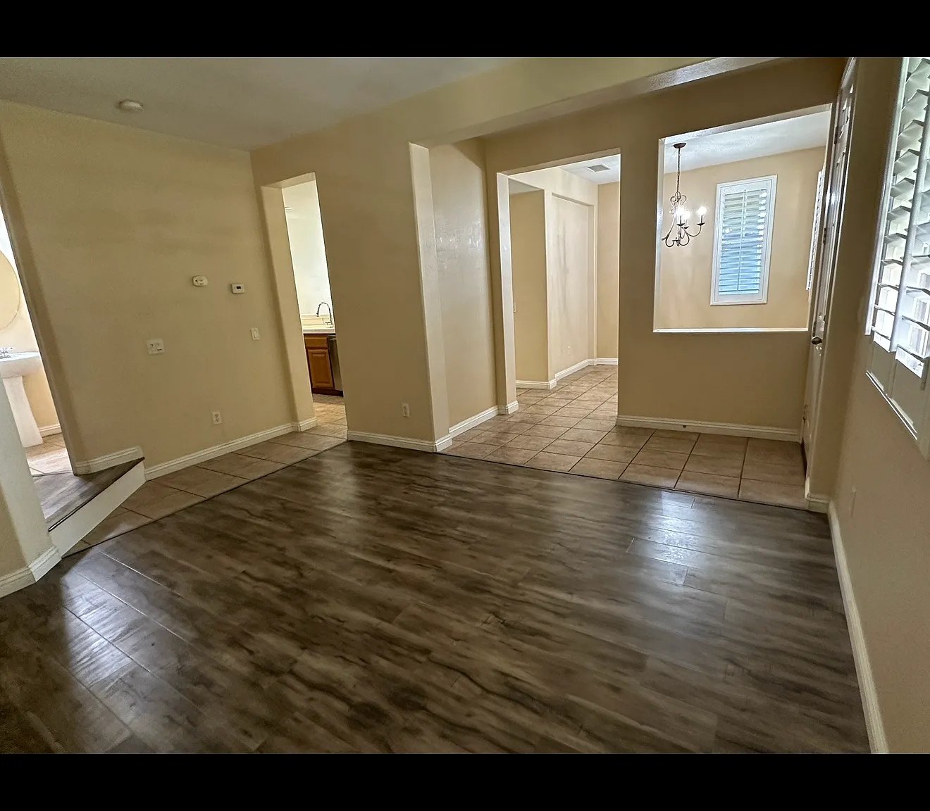 3 bed, 2.5 bath, 1481 sqft, $2,895 — Photo 2