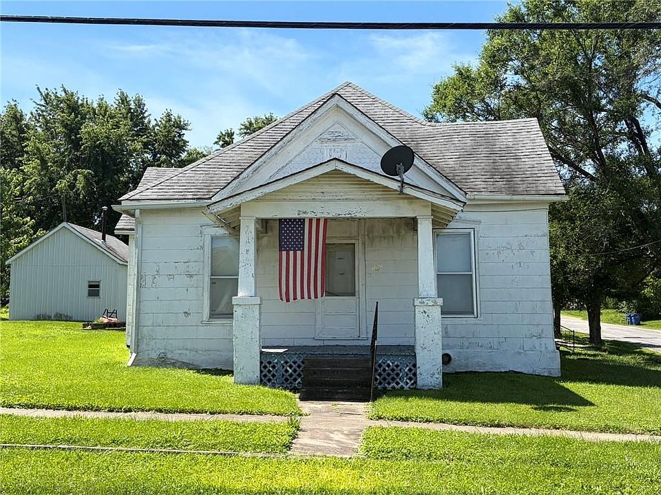 1st image of 312 W Van Buren St