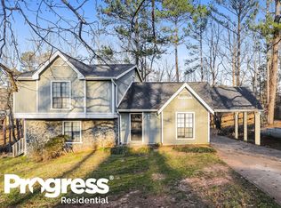 260 Fieldstone Dr, Fairburn, GA 30213