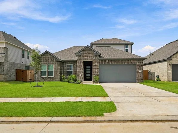 2009 Blue Mar Dr, Brookshire, TX 77423