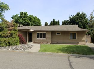 1516 Woodhaven Pl, Wenatchee, WA 98801