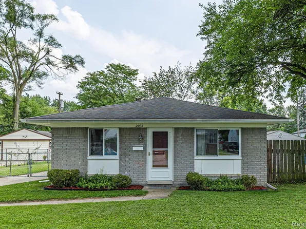 25513 Annapolis St, Dearborn Heights, MI 48125