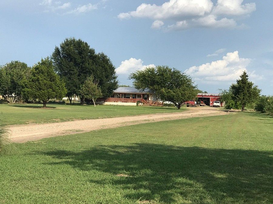 2nd image of 2725 Sundown Dr