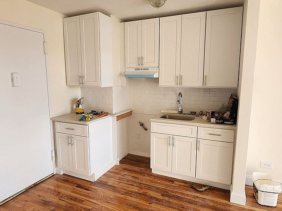 3rd image of 222-89 Braddock Ave #6-H