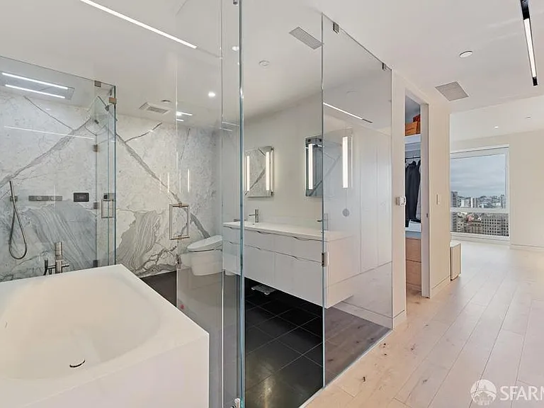 333 Bush St #4006 — Photo 20