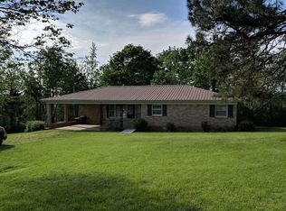 234 Center Hill Rd, Finger, TN 38334