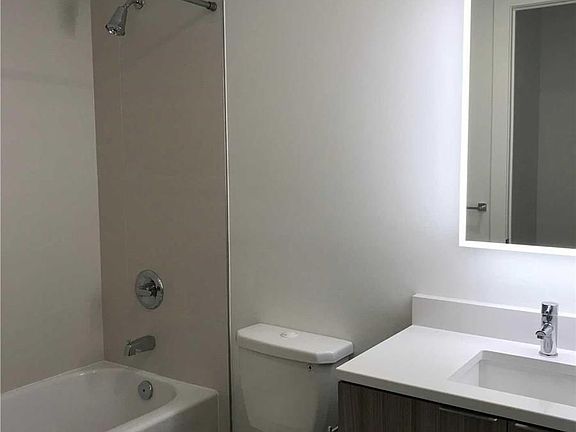 5th image of 223 Saint Clair Ave W Unit 608