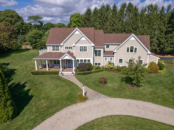 75 Saint George St, Duxbury, MA 02332