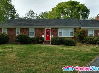 8280 Burr Cir, Mechanicsville, VA 23111