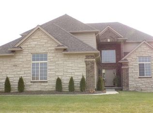 19894 Tranquility Dr, Macomb, MI 48042