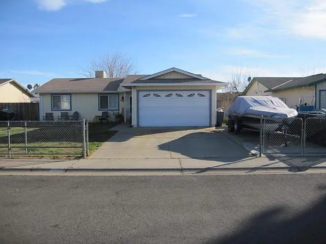 1516 Karen Way photo 1