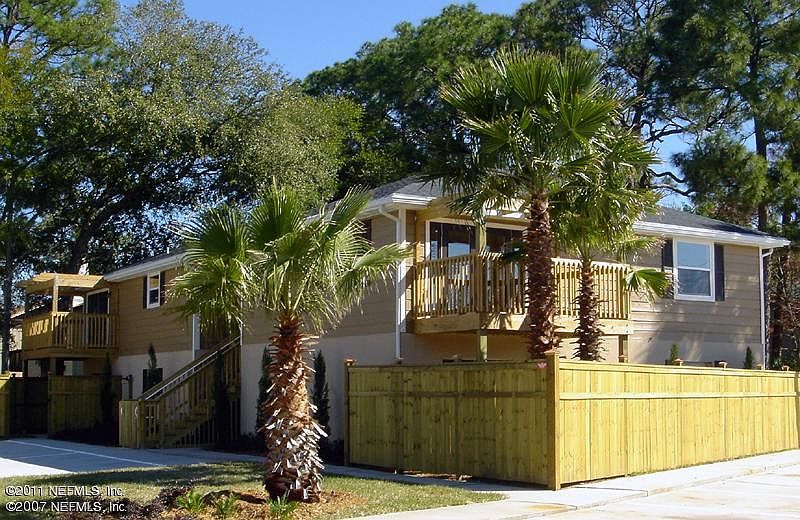 1st image of 115-125 Poinsettia Street