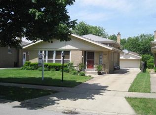 1634 Forest Rd, La Grange Park, IL 60526