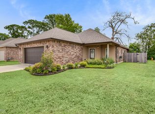 333 Elwick Dr, Lafayette, LA 70507