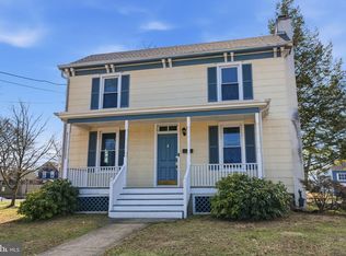 67 Columbia Ave, Hopewell, NJ 08525