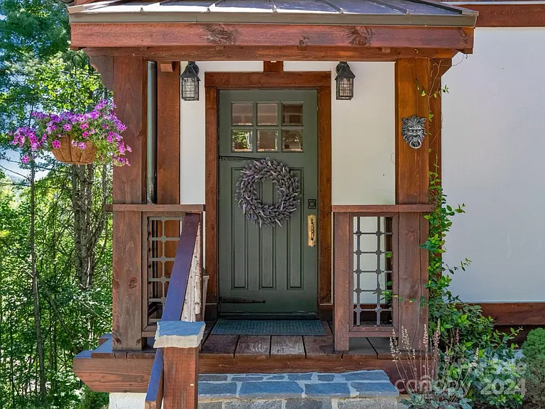 35 Kenzie Way — Photo 3