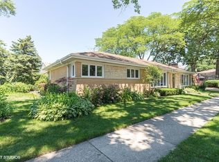 701 Park Plaine Ave, Park Ridge, IL 60068