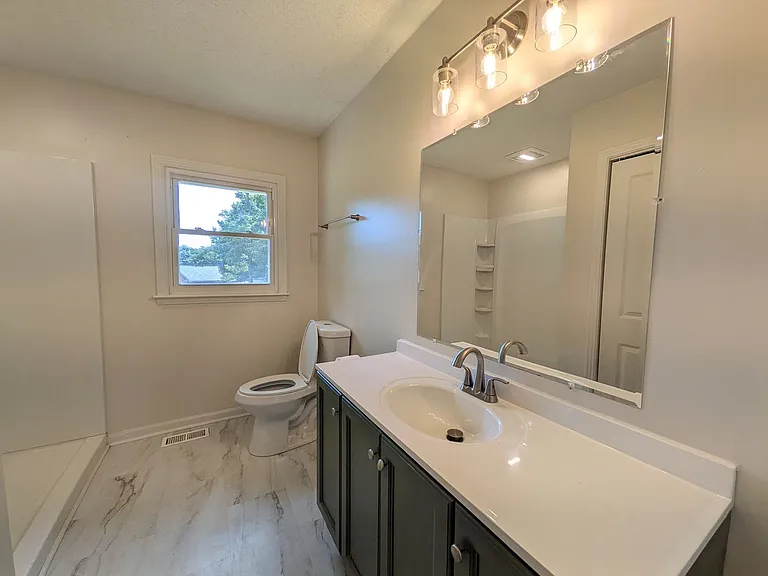 809 Margaret Rd — Photo 10