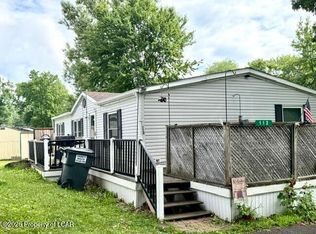 112 Valley Stream Park, Mountain Top, PA 18707