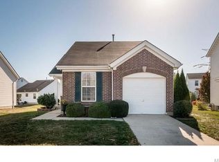 104 Homefield Gardens Dr, O'Fallon, MO 63366