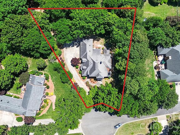 2nd image of 2972 Kaneland Ct #38