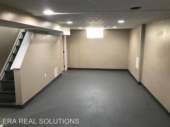 4th image of 2086 Myrtle Ave
