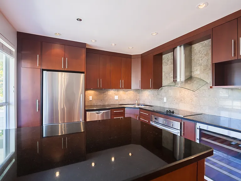 3220 W 4th Ave #D100 — Photo 5