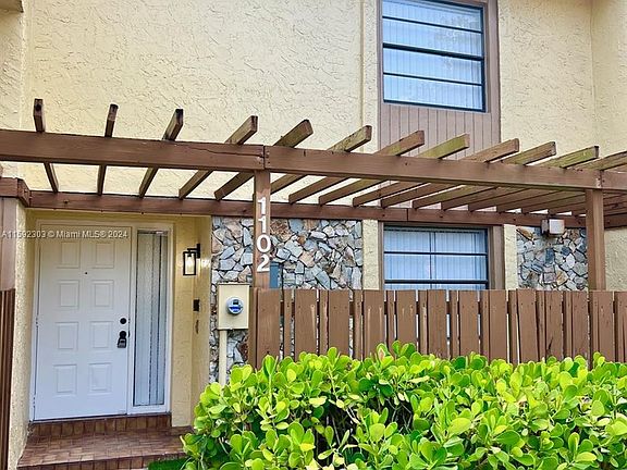 3rd image of 1102 NW 79th Dr #1102