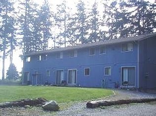 1006 Waterloo Rd APT 3, Oak Harbor, WA 98277
