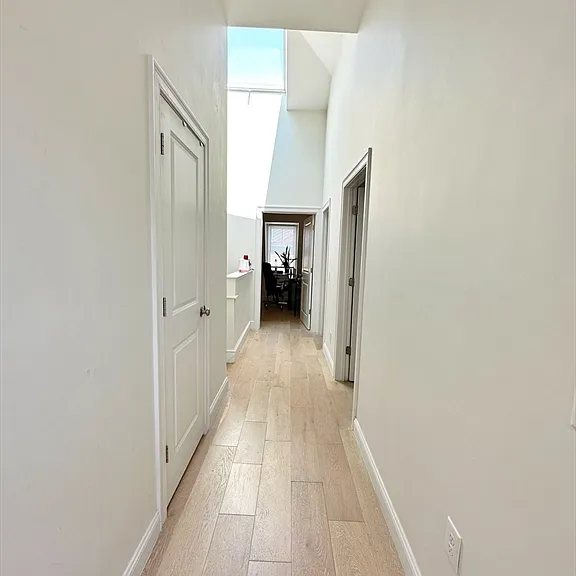 111 Maverick St #2 — Photo 14