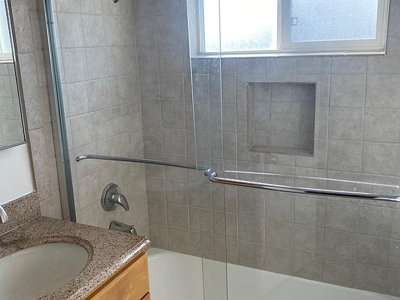 3rd image of 5369 Inglewood Blvd #6