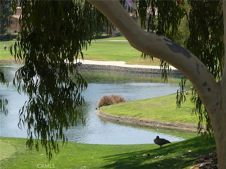 11 Via Pausa — Photo 27