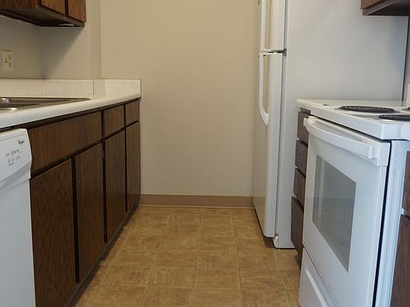 4th image of 1730 B St #12