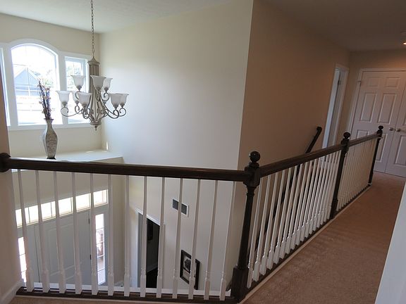 5th image of 28 Country Village Ln