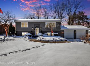 621 W Stoddard St, Charlotte, MI 48813