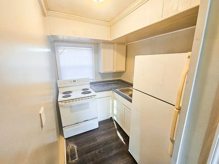 2844 - 2846 Dr Andrew J Brown Ave — Photo 8