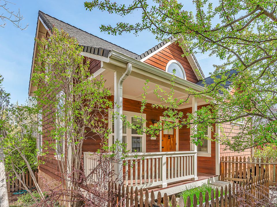 1st image of 2299 Siskiyou Blvd