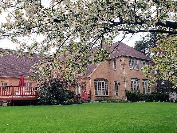 4th image of 634 Rosewood Dr