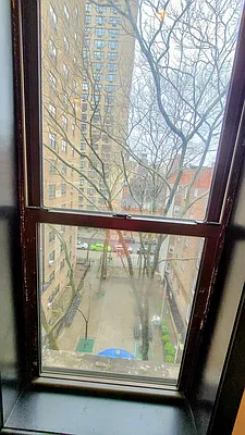 Rented by United Realty Equities | media 19