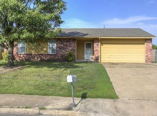 3212 S Ash Ct, Broken Arrow, OK 74012