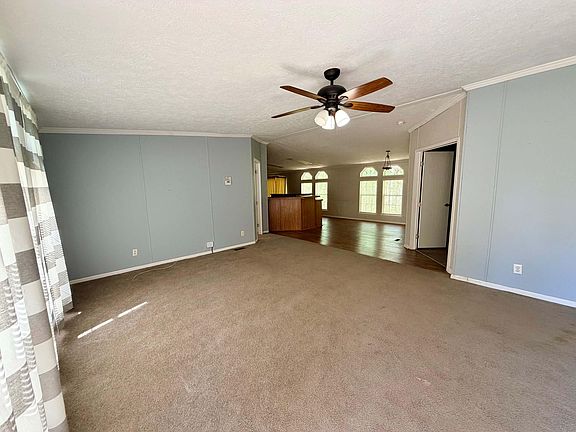 2nd image of 643 County Road 821