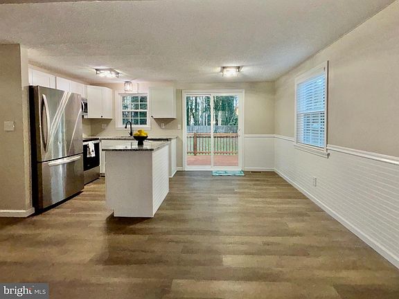 5th image of 12995 Rousby Hall Rd