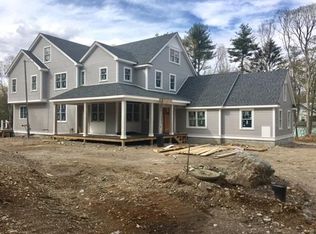 39 Centre St, Dover, MA 02030