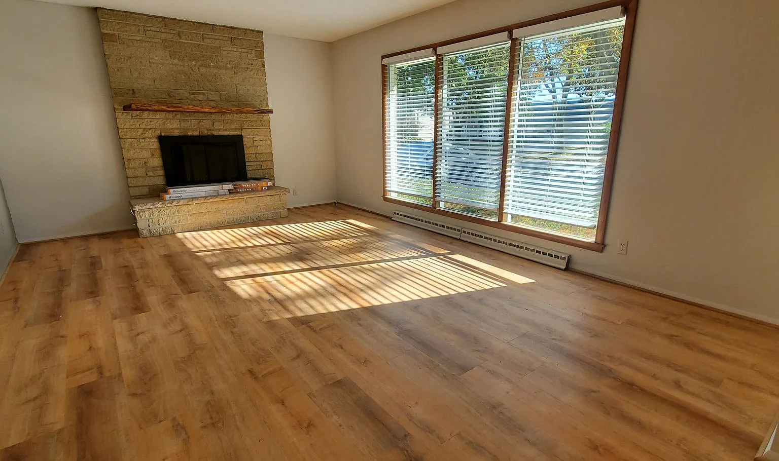 3 Bedroom Single Family Home — Photo 2
