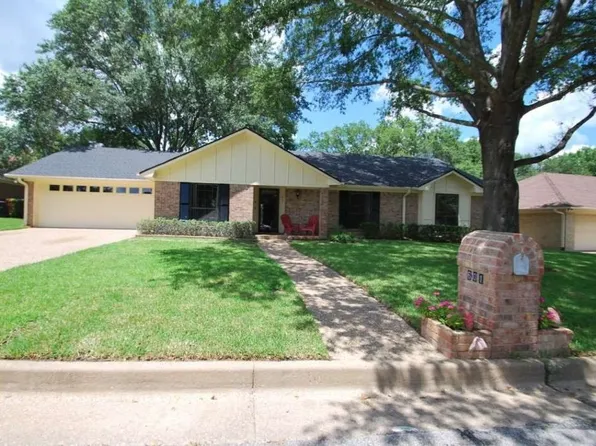 601 W Rieck Rd, Tyler, TX 75703