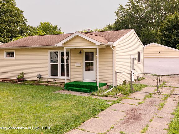 3rd image of 4731 Lowcroft Ave