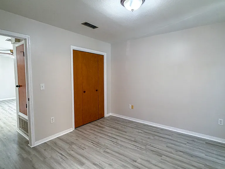 888 Culp Ave #1 — Photo 10